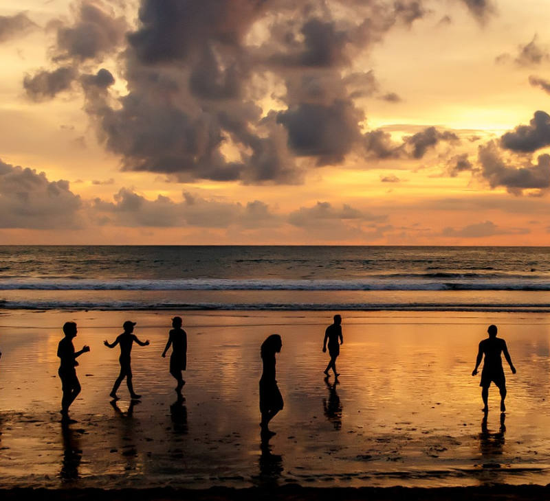 Night Life in Negombo